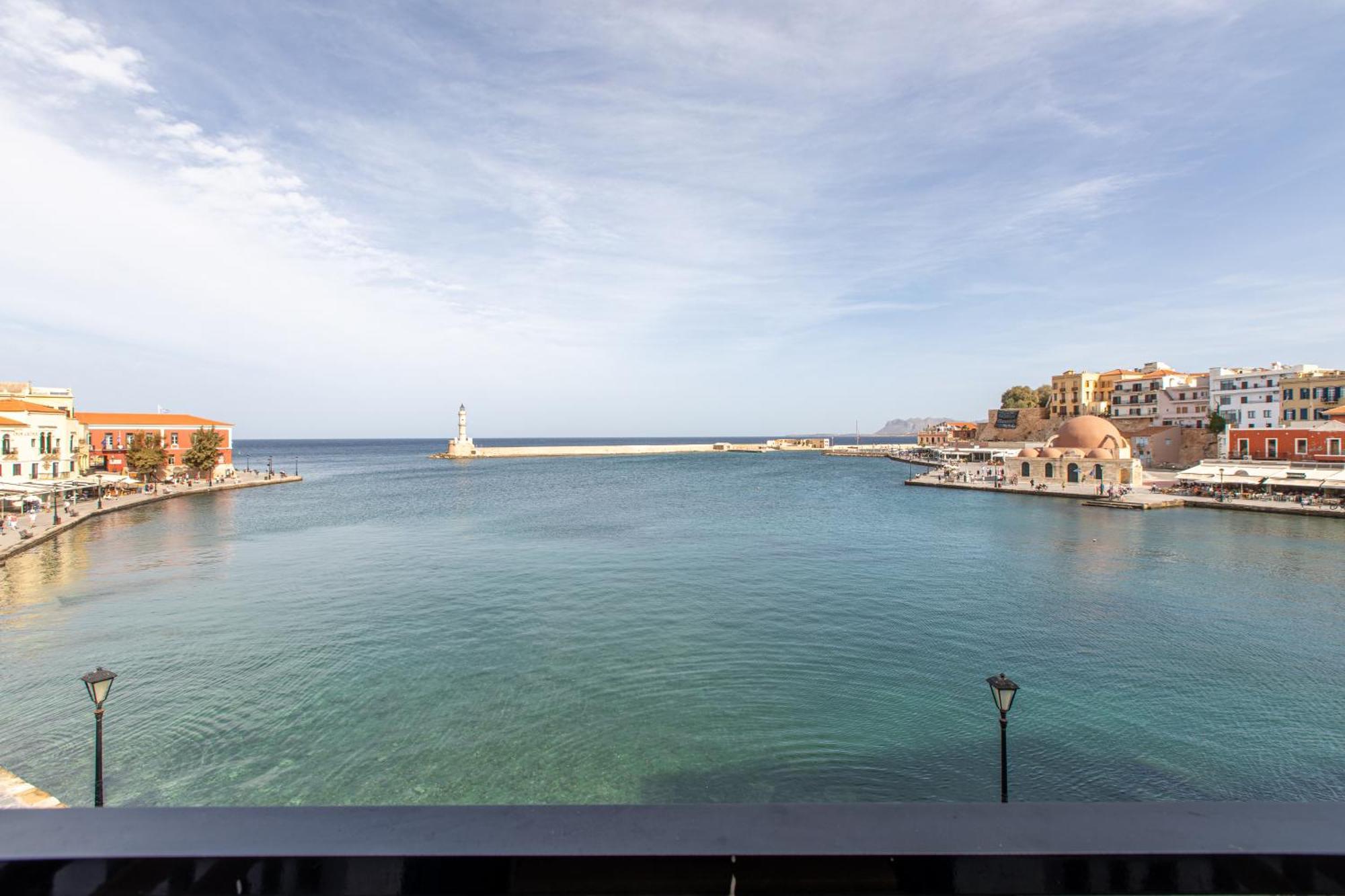 Lucia Hotel Chania  Buitenkant foto
