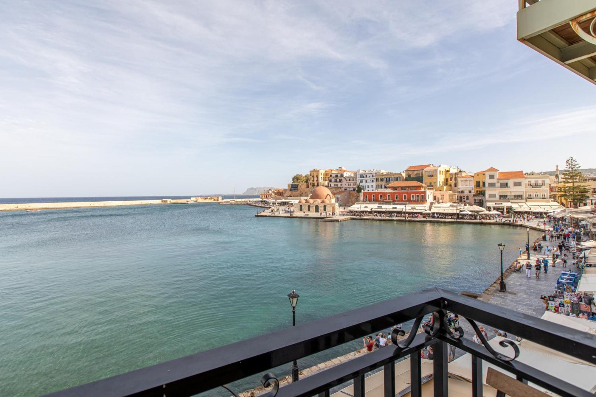 Lucia Hotel Chania  Buitenkant foto