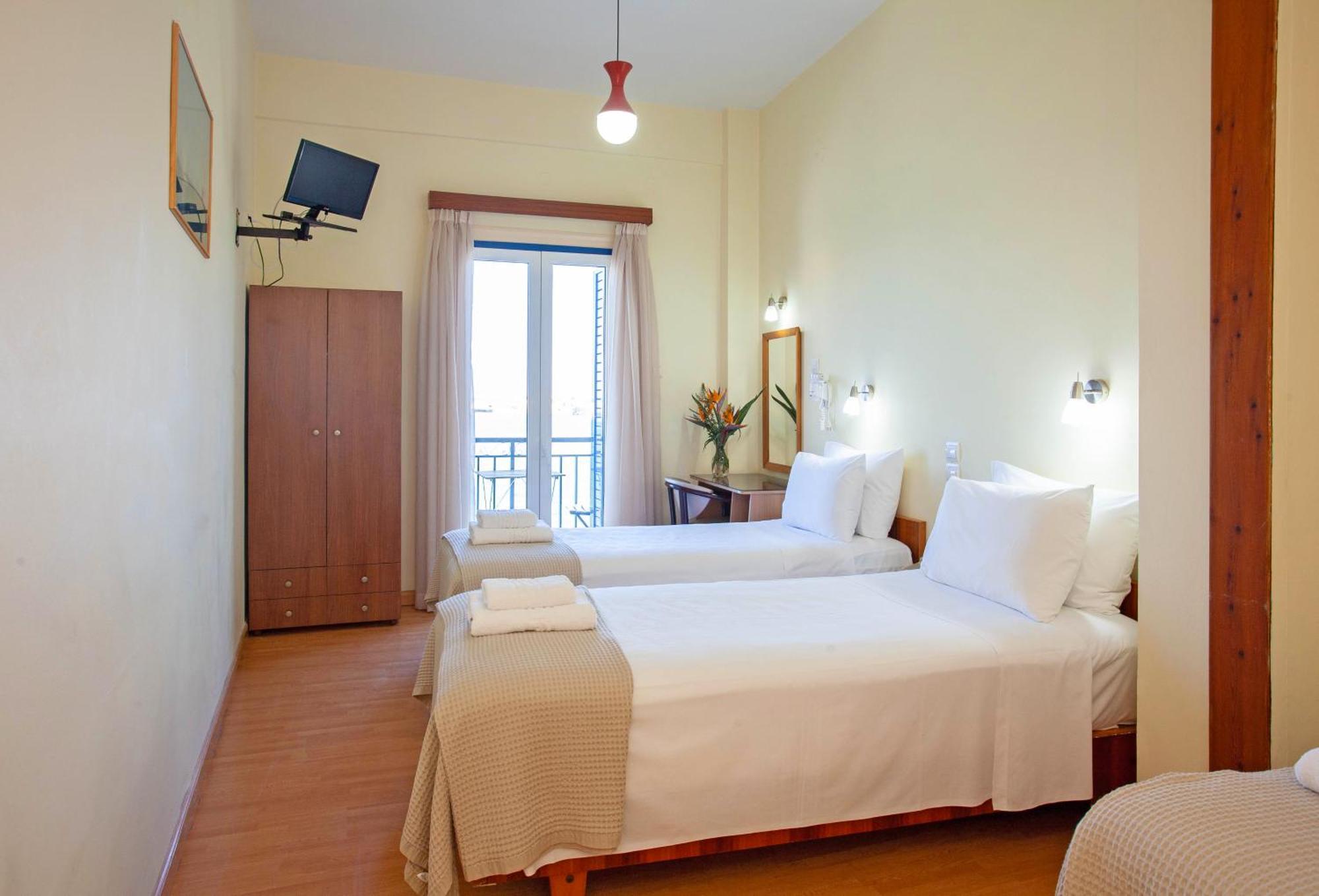 Lucia Hotel Chania  Buitenkant foto