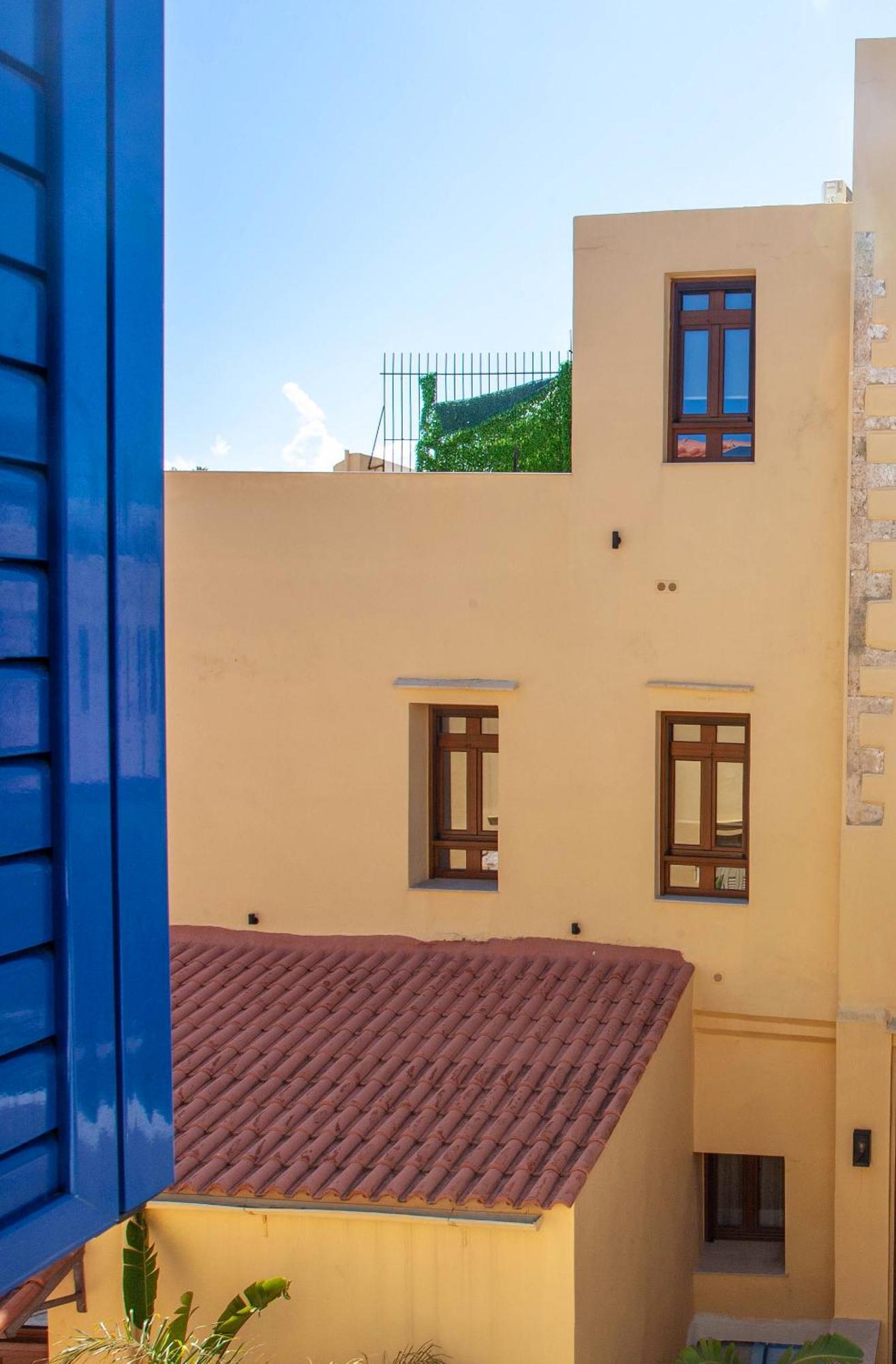 Lucia Hotel Chania  Buitenkant foto
