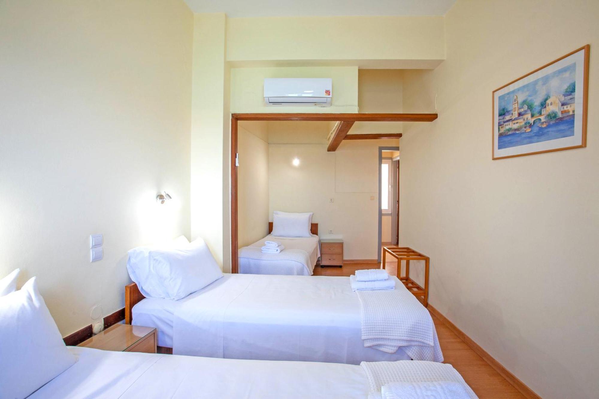 Lucia Hotel Chania  Buitenkant foto