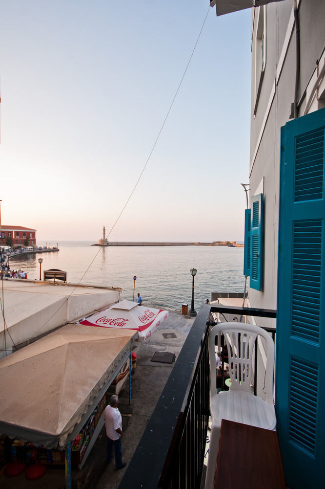 Lucia Hotel Chania  Buitenkant foto